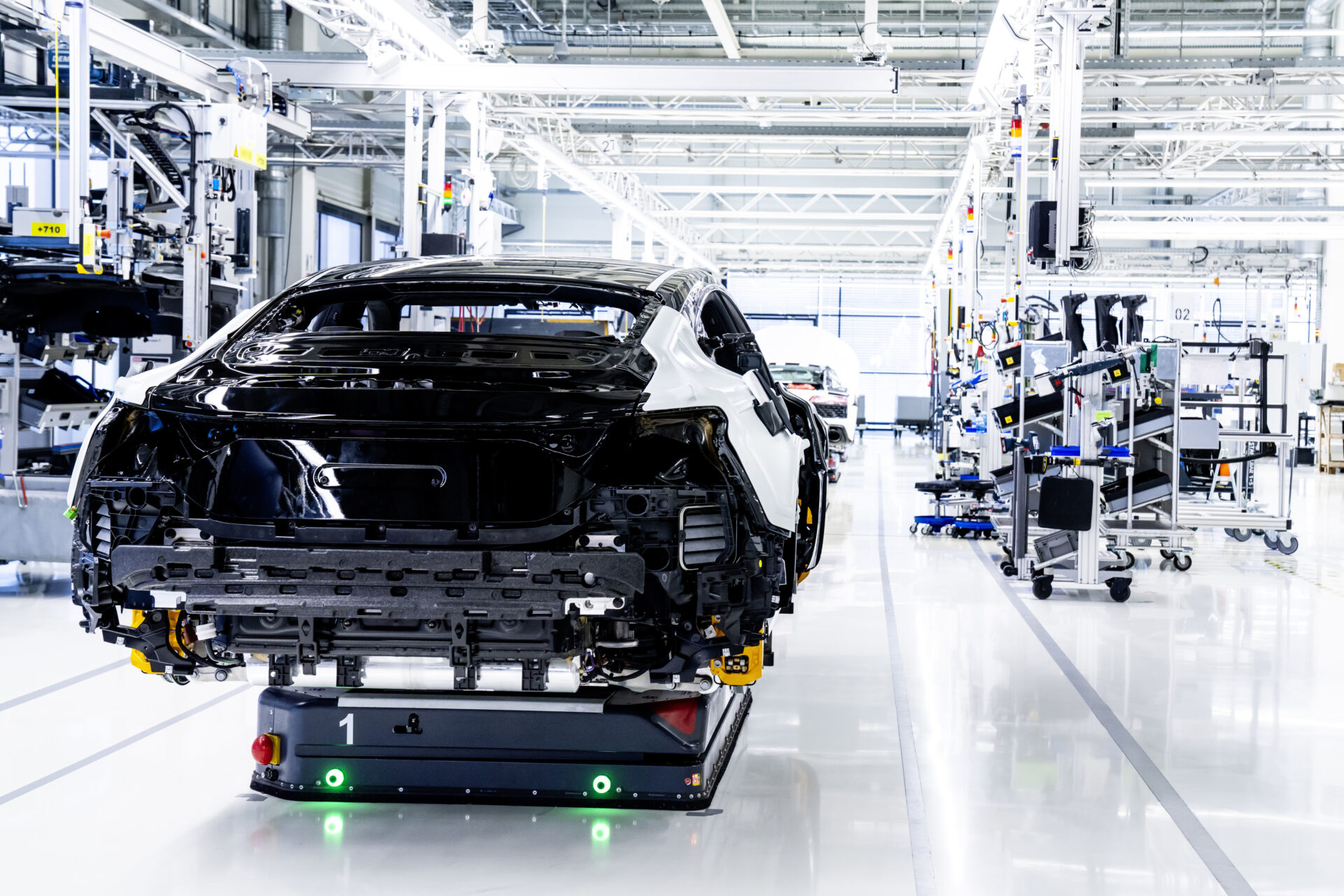 AI25 – Digitale Fabriktransformation in der Automobilindustrie