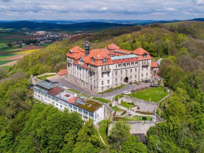 Englisch, Mathe und mehr: Summerschool 2022 auf Schloss Bieberstein