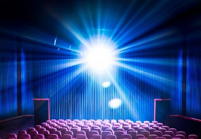 Nachhaltigkeit im Kino: Fachgerechte Entsorgung von Kinoprojektionslampen