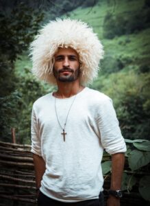 INTERVIEW MIT SOSO NEBIERIDZE, DEM BEKANNTESTEN REISEBLOGGER & YOUTUBER AUS GEORGIEN INTERVIEW MIT SOSO NEBIERIDZE, DEM BEKANNTESTEN REISEBLOGGER & YOUTUBER AUS GEORGIEN