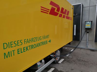Energiewende in Brandenburg: E.DIS erforscht im Praxistest, wie E-Mobilität die Stromnetze entlastet